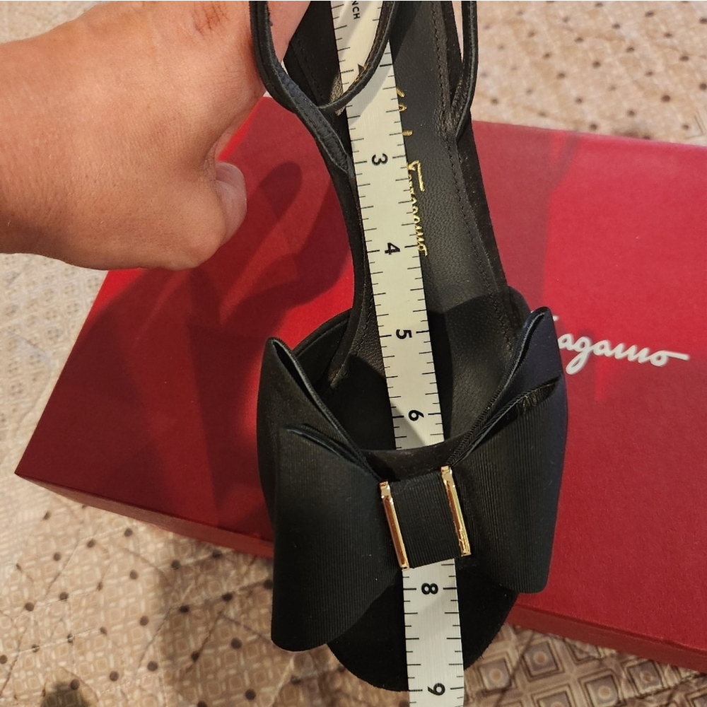 NWB Salvatore Ferragamo Ankle Strap Heels - Picture 11 of 11